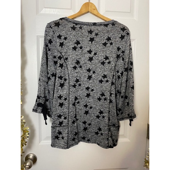 Ava James Pull Over Sweater - Picture 2 of 8